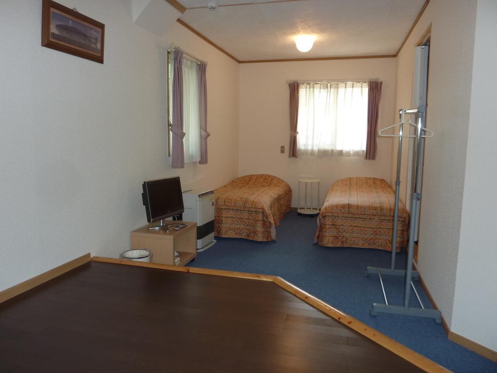 Pension Ciel Hakuba Exterior photo